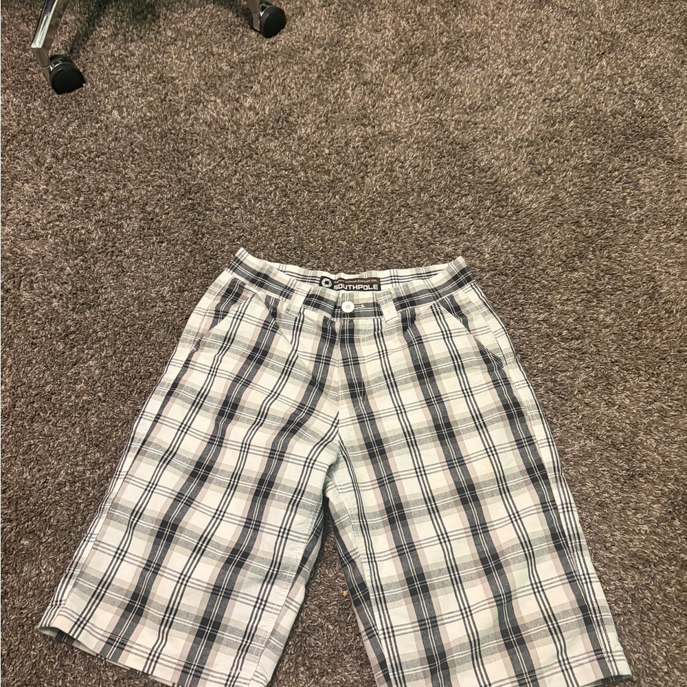 Black and white plaid southpole shorts